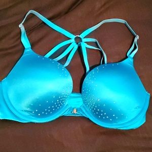 Victoria's Secret very sexy push-up bra 34C